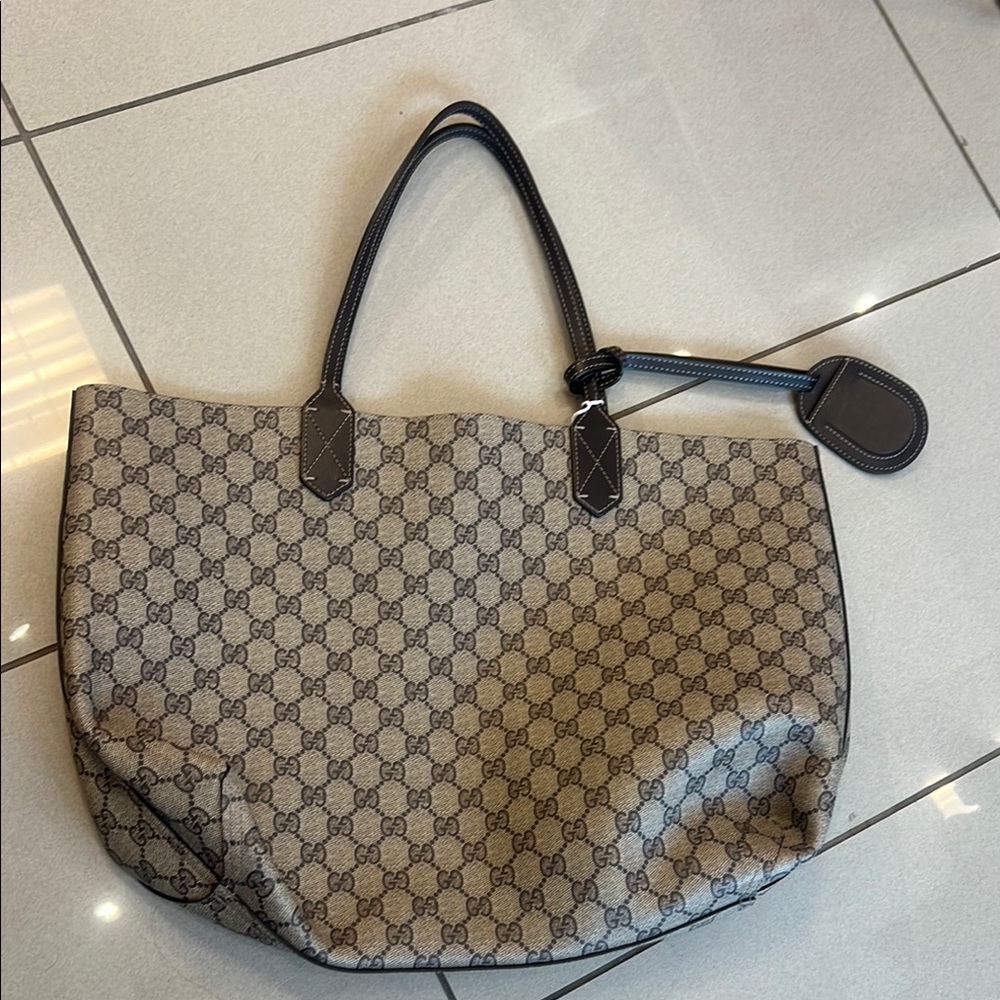Gucci tote